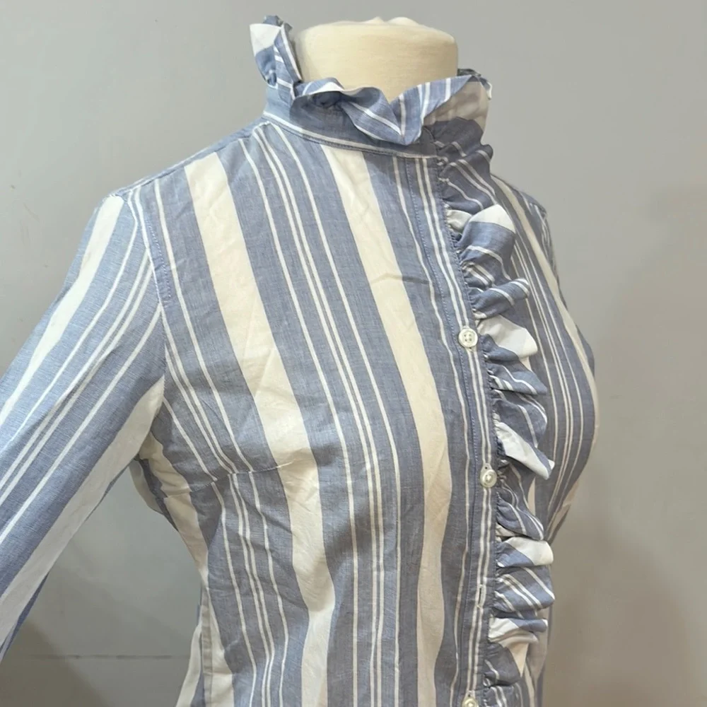 Banana Republic Blue and White Striped Button Down Shirt - Picture 5 of 6